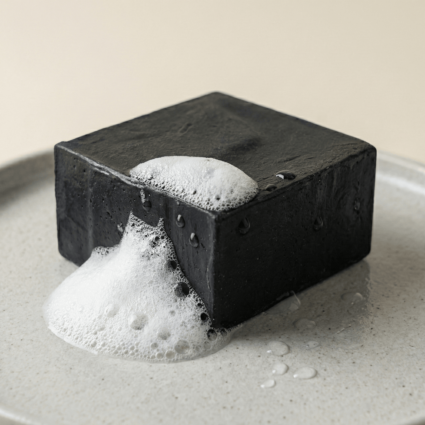 Jabón Artesanal Carbon Activado Y Algas Marinas Mamushka