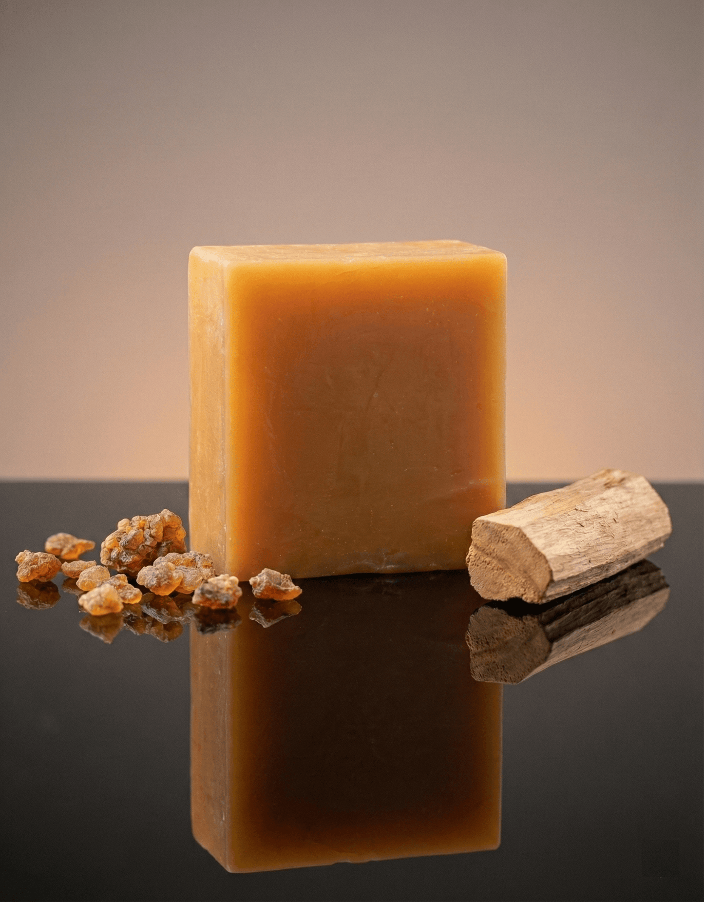 Jabón De Sándalo Y Mirra Mamushka